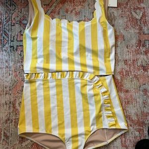 NWT Kortni Jeane swim set